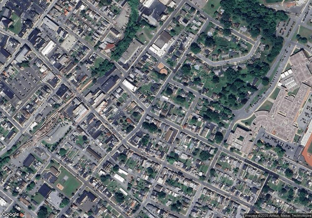 301 E 4th St, Boyertown, PA 19512 - photo 1