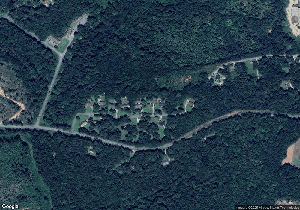 824 Academy Dr, Elberton, GA 30635 - photo 1