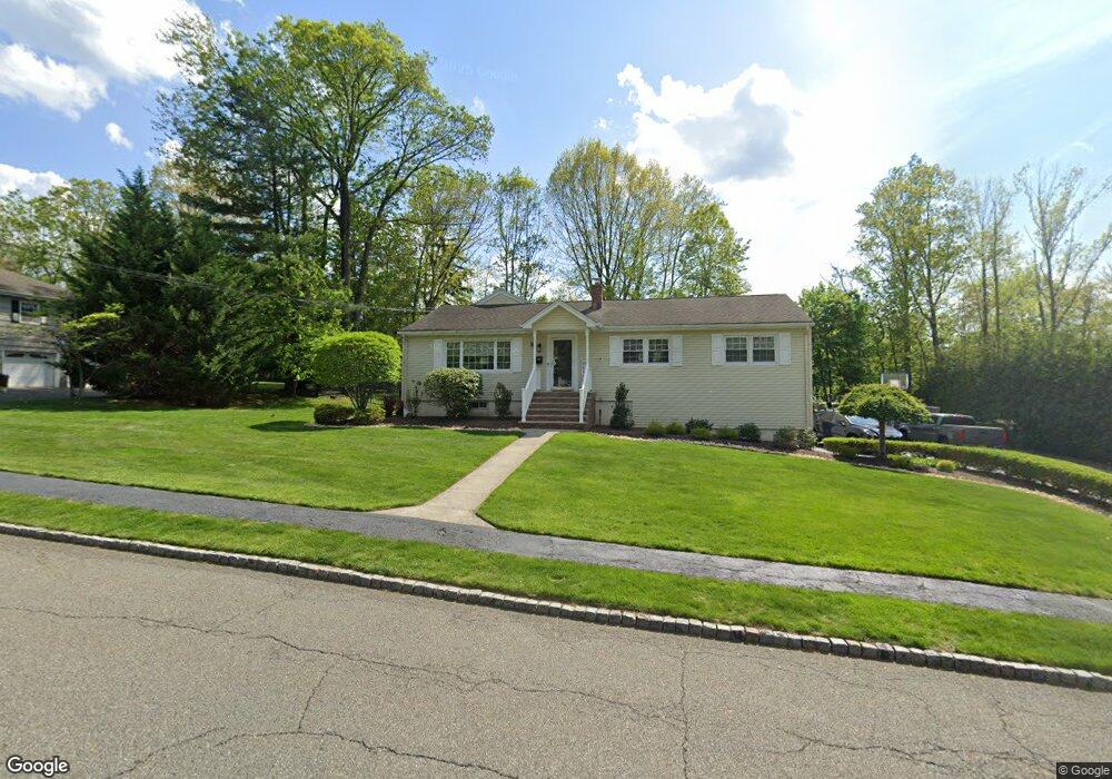 18 Crossbrook Ln, West Caldwell, NJ 07006 - photo 1