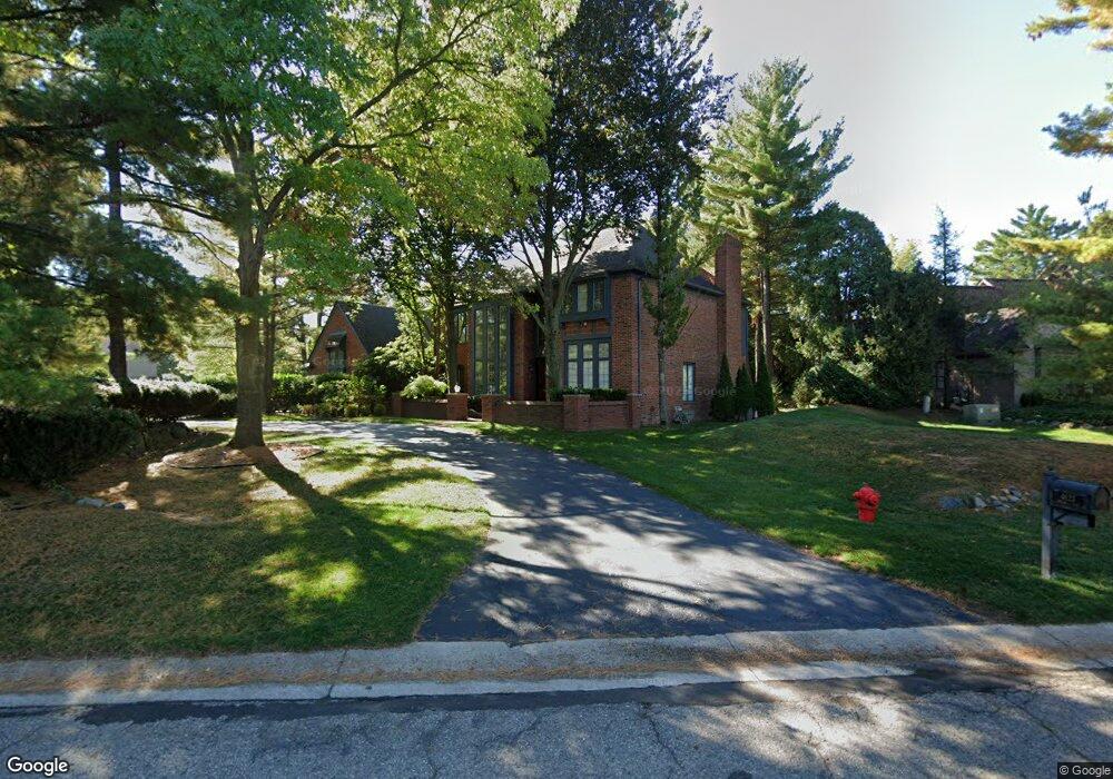 4623 Chelsea Ln, Bloomfield Hills, MI 48301 - photo 1