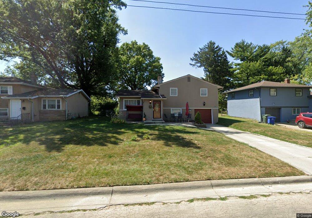 1611 Bostwick Rd, Columbus, OH 43227 - photo 1