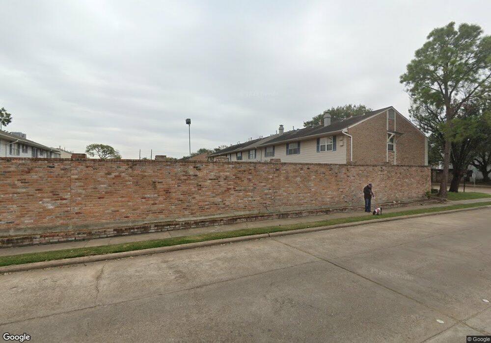 6344 Chevy Chase Dr unit 22, Houston, TX 77057 - photo 1