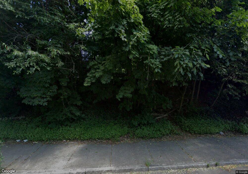 153 Blake St, New Haven, CT 06515 - photo 1