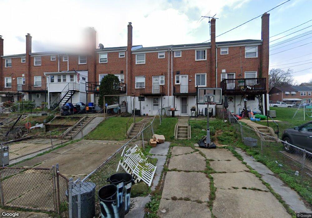 4423 Scotia Rd, Halethorpe, MD 21227 - photo 1