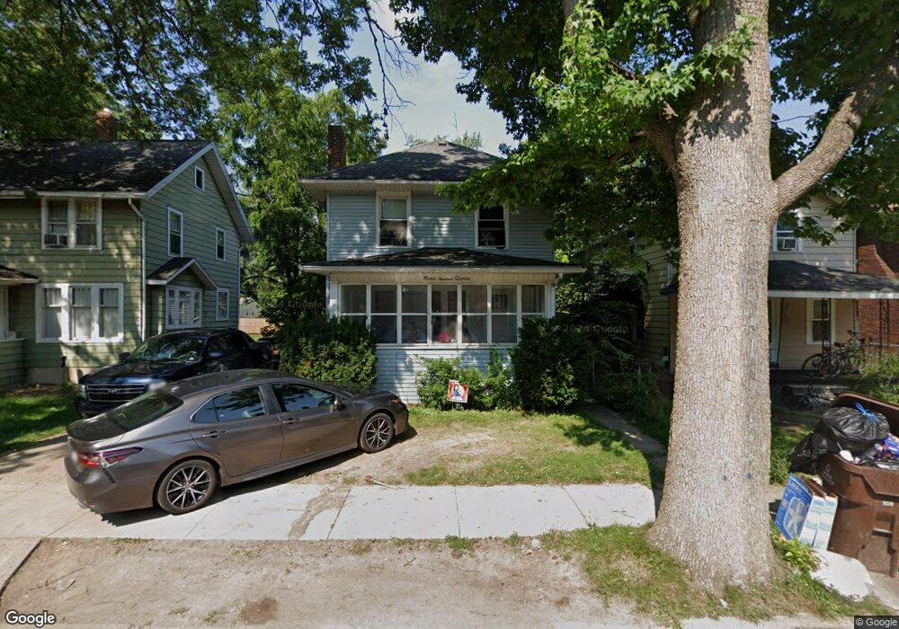 907 Clyde St, Lansing, MI 48915 - photo 1