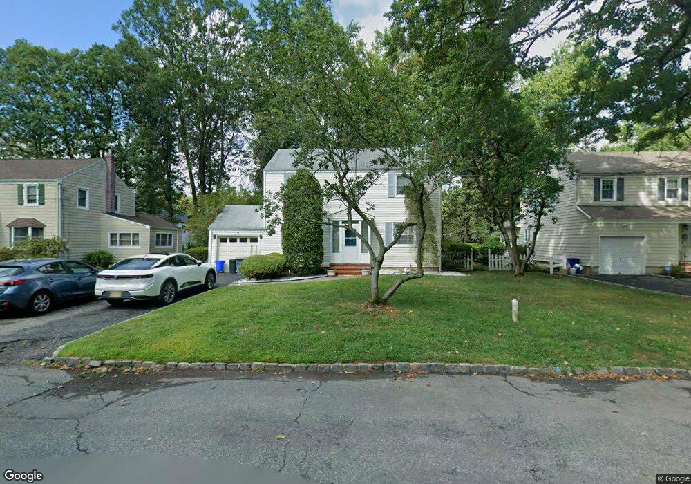 17 Wellington Rd, Livingston, NJ 07039 - photo 1