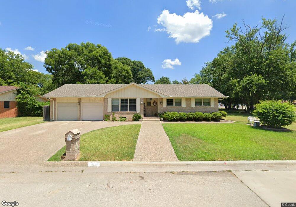 300 Hillside Dr, Gainesville, TX 76240 - photo 1