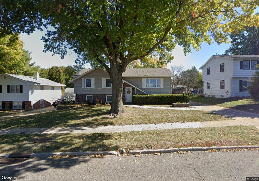 4039 47th St, Des Moines, IA 50310 - photo 1