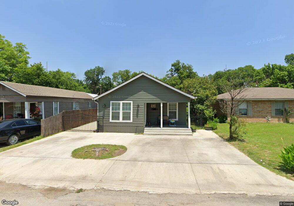 1102 N Dallas St, Ennis, TX 75119 - photo 1