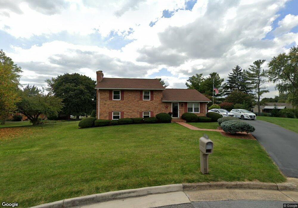 1011 Robin Ct, Harrisonburg, VA 22802 - photo 1