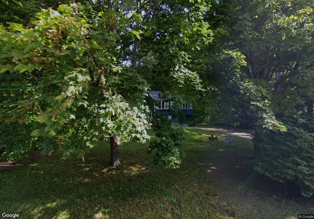 4 Lorraine Rd, MerriMacK, NH 03054 - photo 1