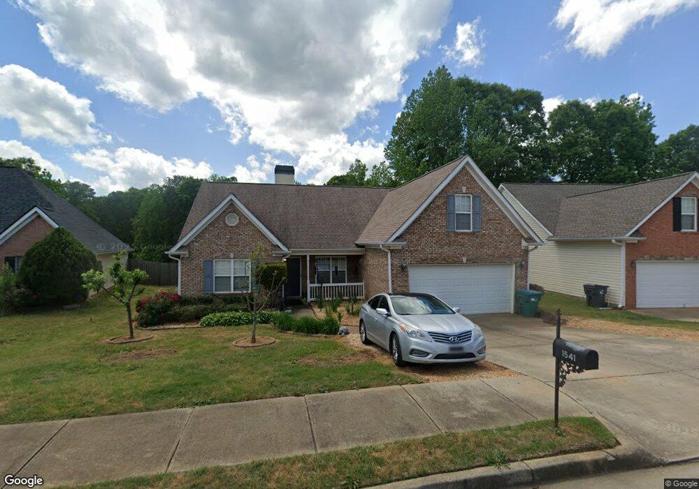 1541 Queen Elizabeth Dr, Locust Grove, GA 30248 - photo 1