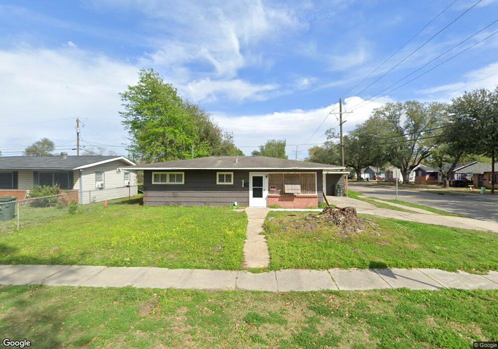 1907 8th Ave, Lake Charles, LA 70601 - photo 1