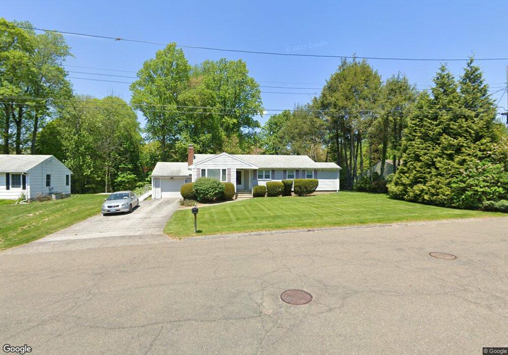 24 Elmsted Rd, Trumbull, CT 06611 - photo 1