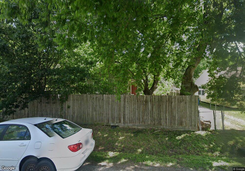 702 Neyland St, Houston, TX 77022 - photo 1