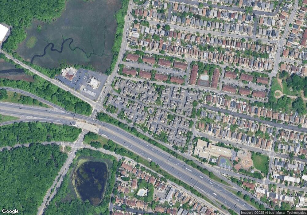 60 Farragut Ave unit 2, Staten Island, NY 10303 - photo 1