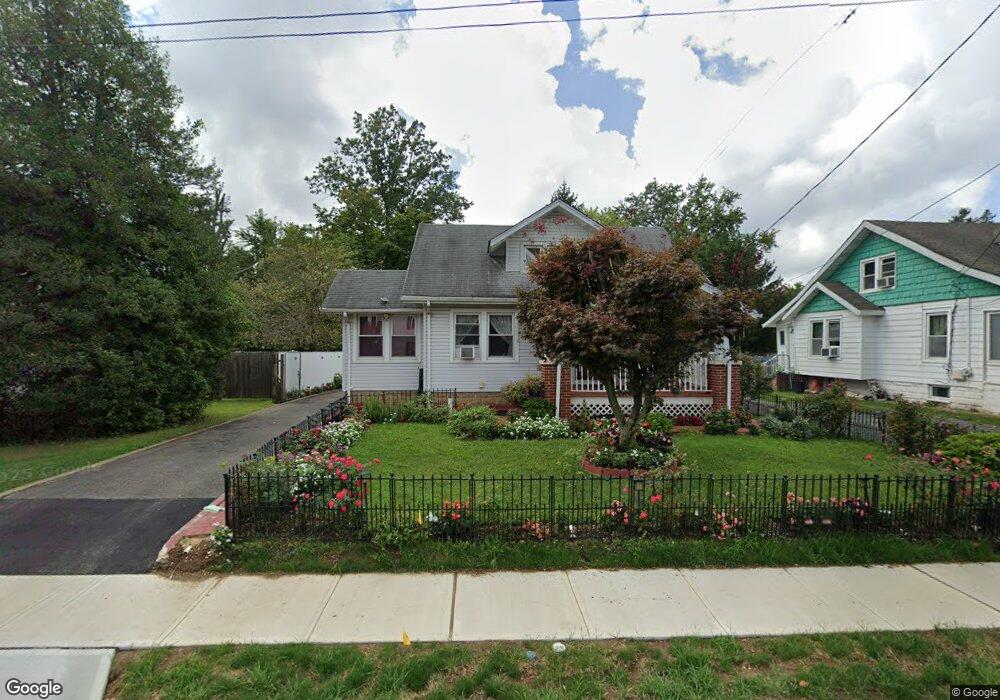 437 Stockton St, Hightstown, NJ 08520 - photo 1