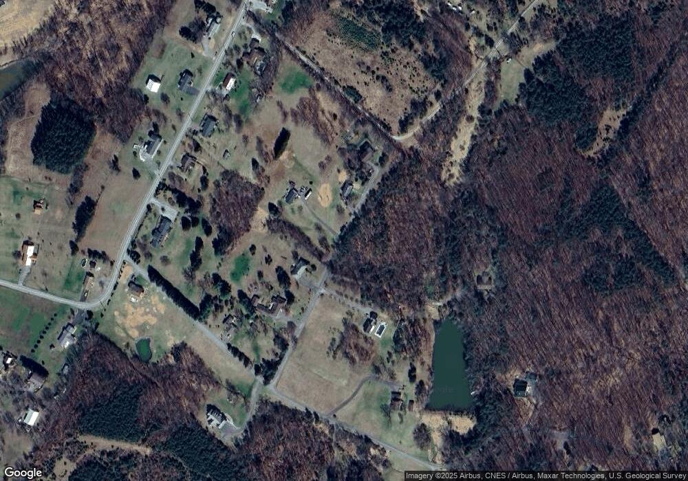 94 Hull Dr, Berkeley Springs, WV 25411 - photo 1