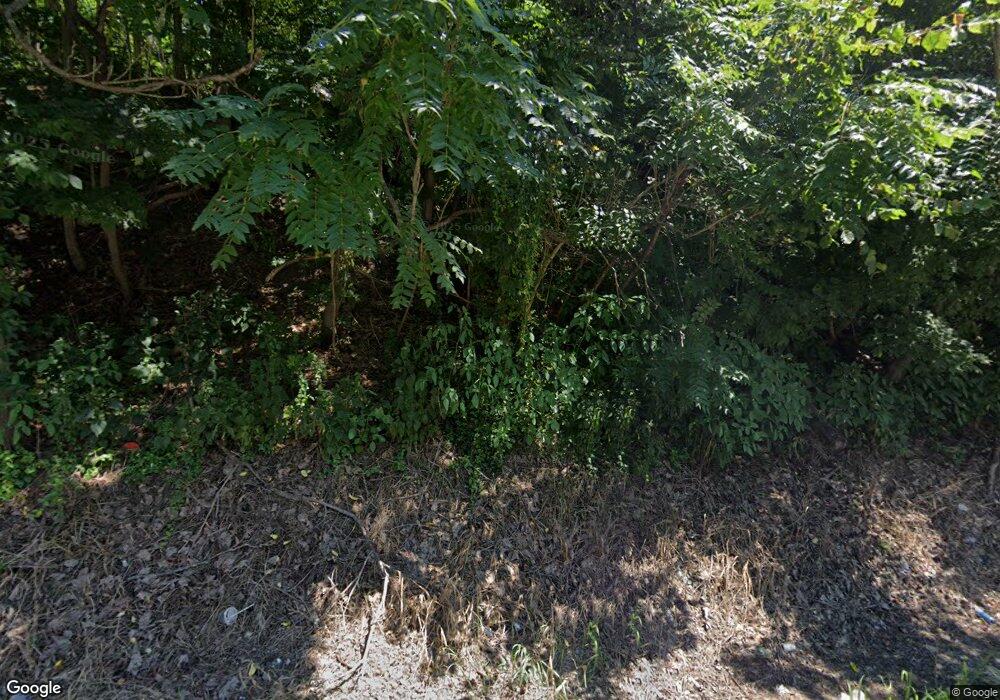 327 Highland Ave, Wellsville, OH 43968 - photo 1