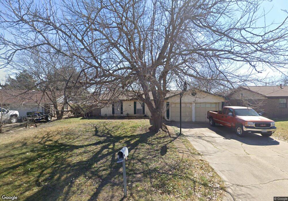 9009 Glenn Dr, Fort Worth, TX 76108 - photo 1