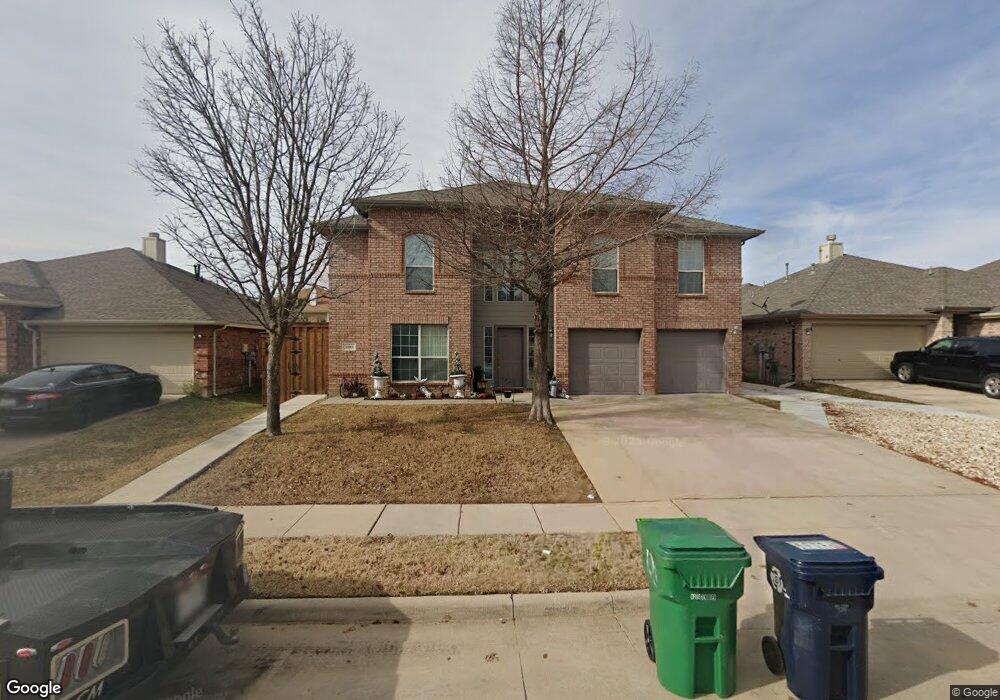 7112 Livingston Dr, Denton, TX 76210 - photo 1