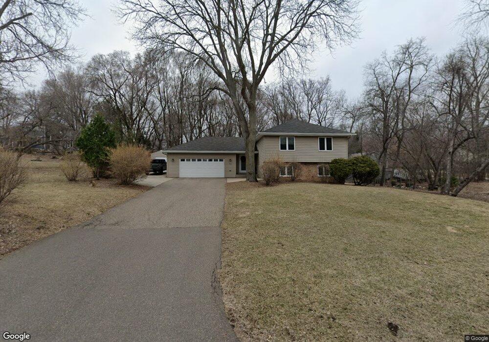 5420 Spring Ln, Minnetonka, MN 55345 - photo 1
