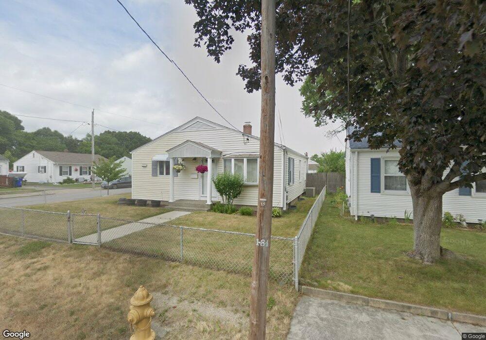 4 Polo St, Pawtucket, RI 02860 - photo 1