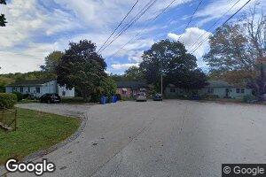 16 Elizabeth Ct, Groton, CT 06340