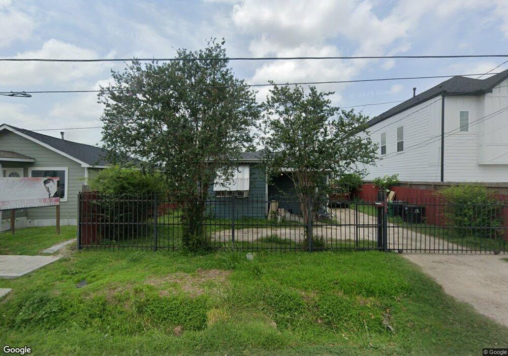 133 E 37th St, Houston, TX 77018 - photo 1
