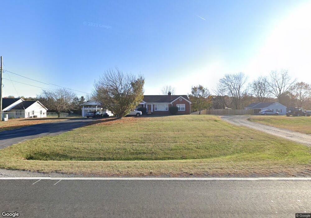 243 Hermitage Rd, Staunton, VA 24401 - photo 1