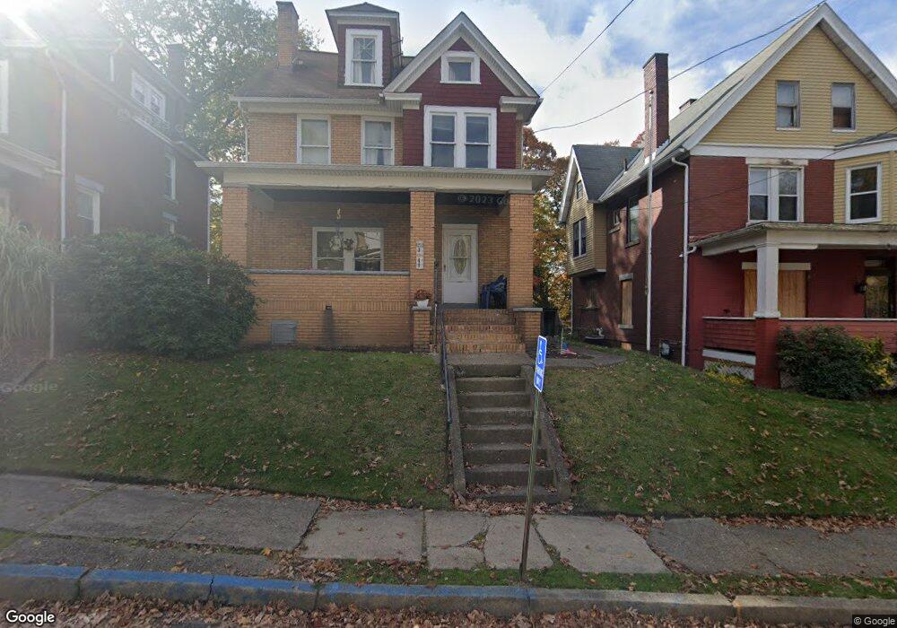 106 Moreland St, Aliquippa, PA 15001 - photo 1