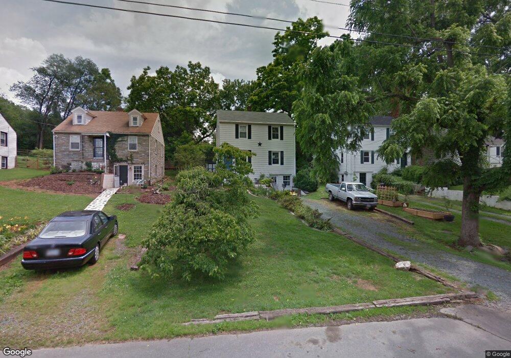 1010 Saint Charles Ave, Charlottesville, VA 22901 - photo 1