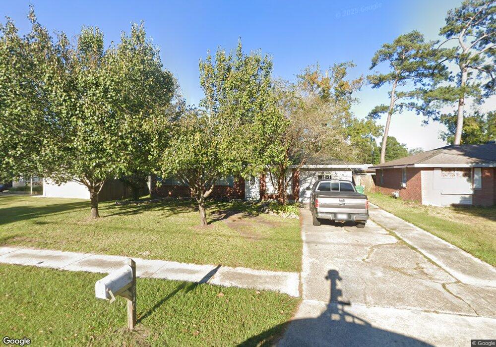 210 Cardinal Dr, Slidell, LA 70458 - photo 1