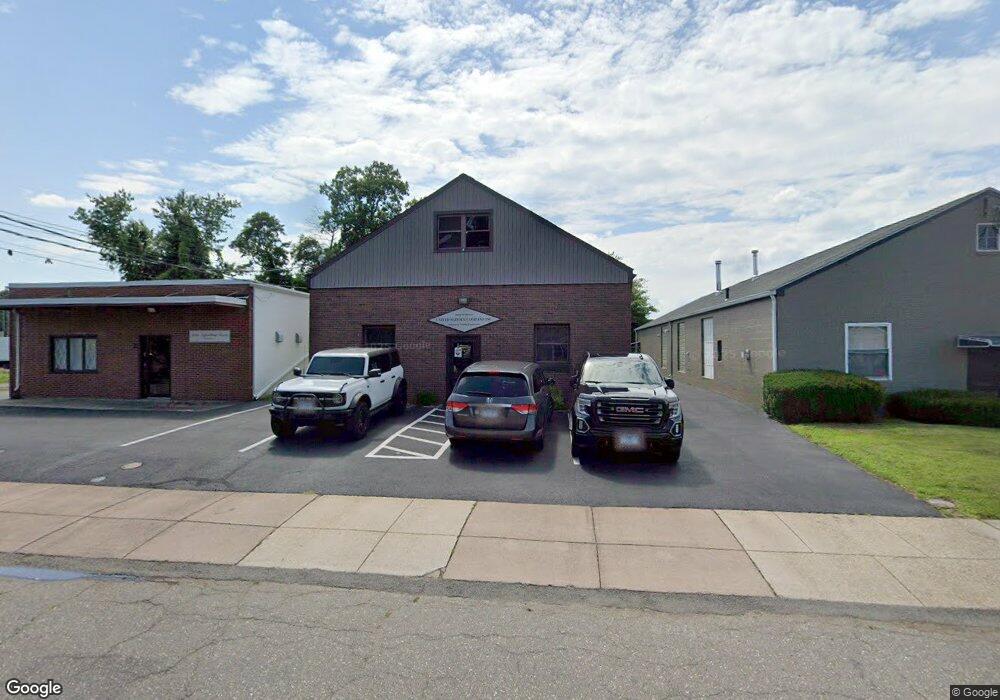 43 Cody St, West Hartford, CT 06110 - photo 1