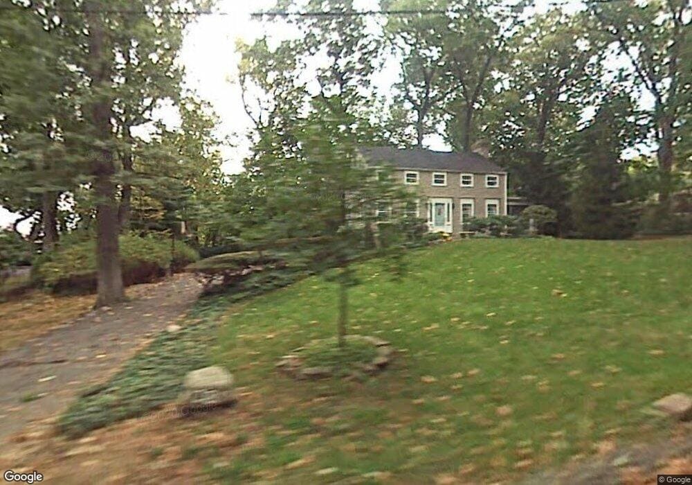 28 N Brae Ct, Tenafly, NJ 07670 - photo 1