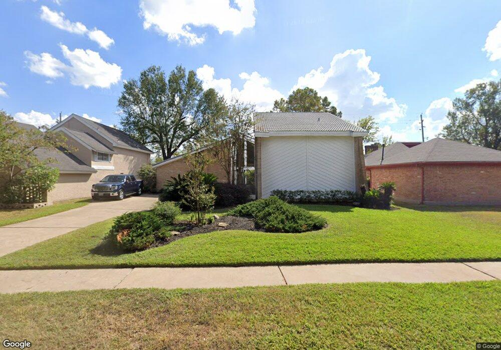 5931 Donwhite Ln, Houston, TX 77088 - photo 1