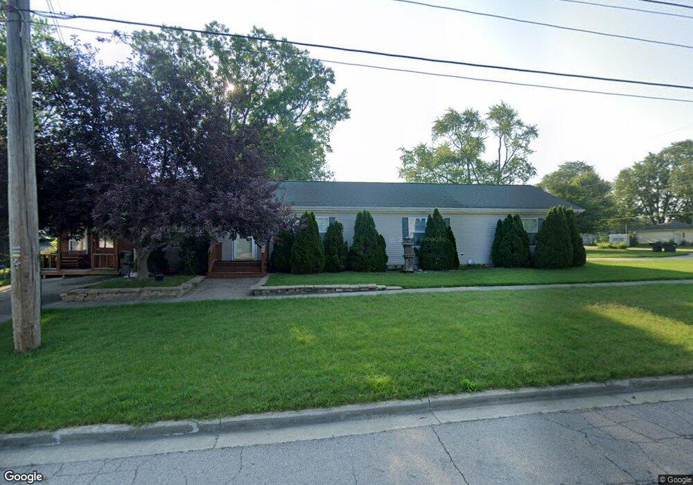 502 Cherry St, Three Oaks, MI 49128 - photo 1