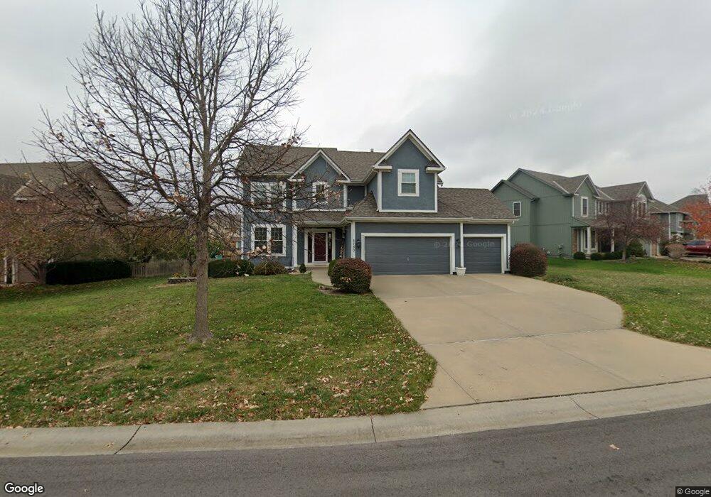 5730 Payne St, Shawnee, KS 66226 - photo 1