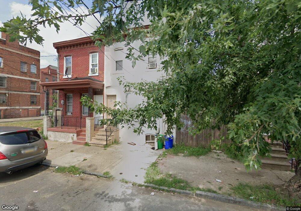 553 Royden St, Camden, NJ 08103 - photo 1