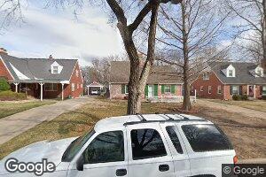 128 N Parkwood Ln, Wichita, KS 67208