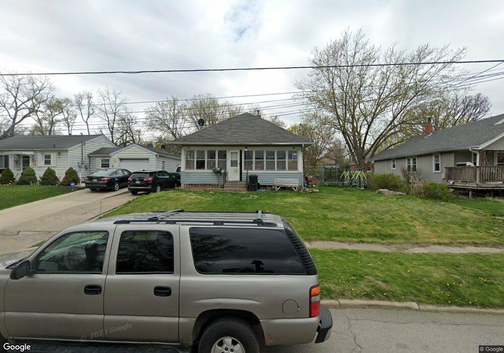 921 W 3rd St S, Newton, IA 50208 - photo 1
