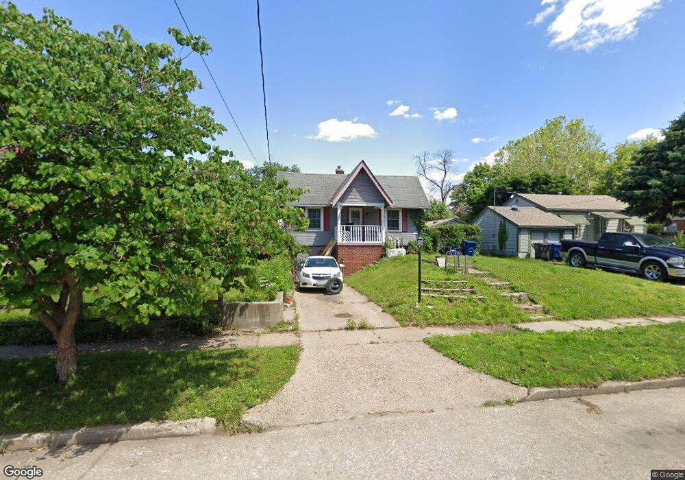 4035 3rd St, Des Moines, IA 50313 - photo 1