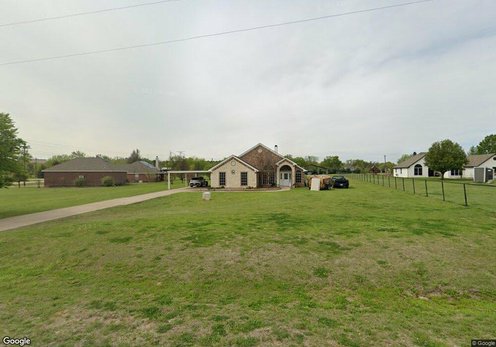 105 Lost Oak Dr, Azle, TX 76020 - photo 1