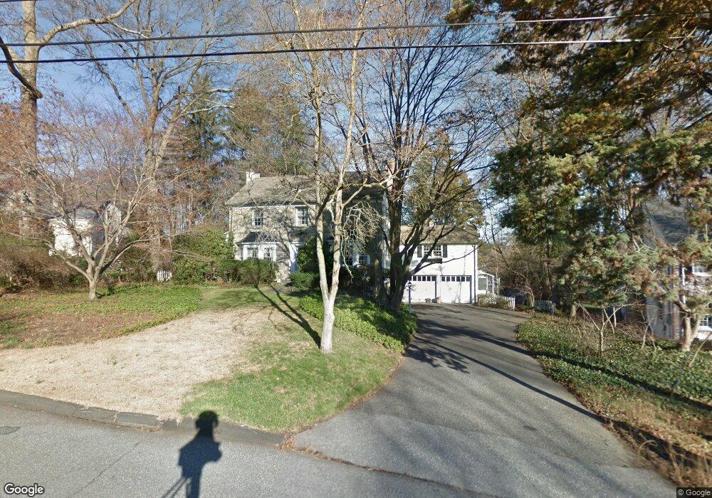 28 Crescent Rd, Riverside, CT 06878 - photo 1