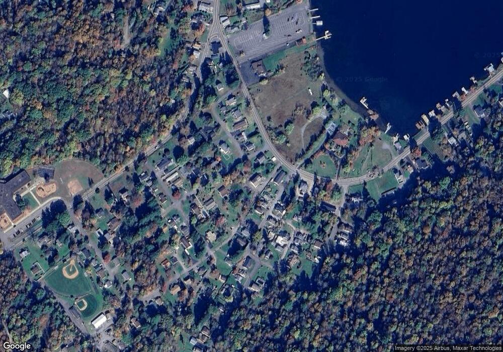 13 Wood St, Harveys Lake, PA 18618 - photo 1