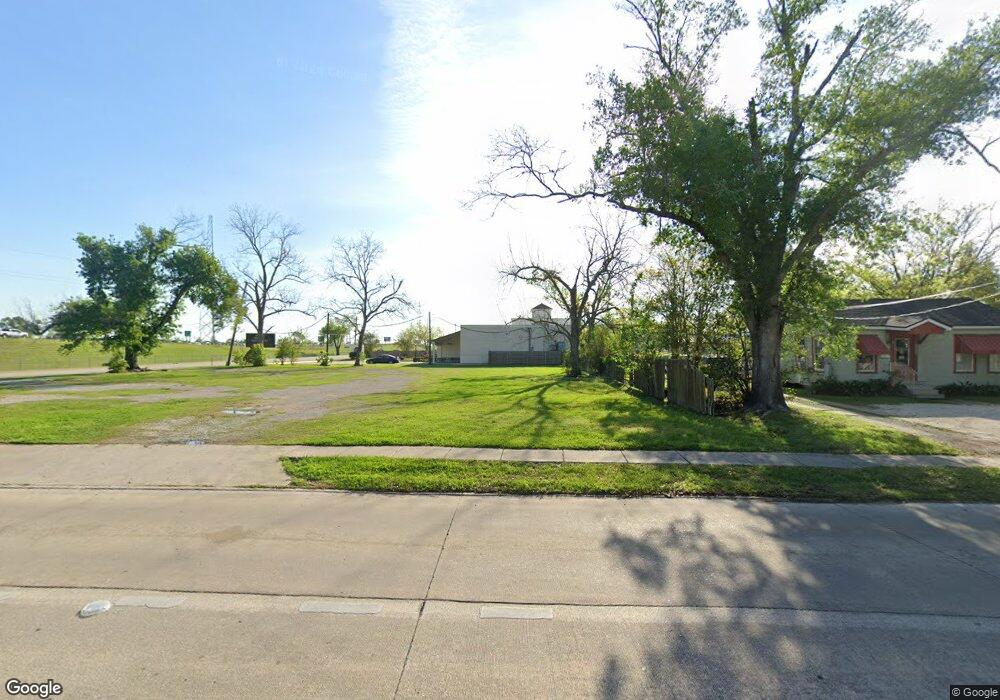 3403 Ernest St, Lake Charles, LA 70605 - photo 1