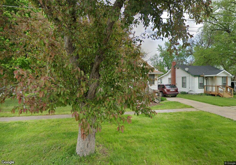 2116 Maple St, Des Moines, IA 50317 - photo 1