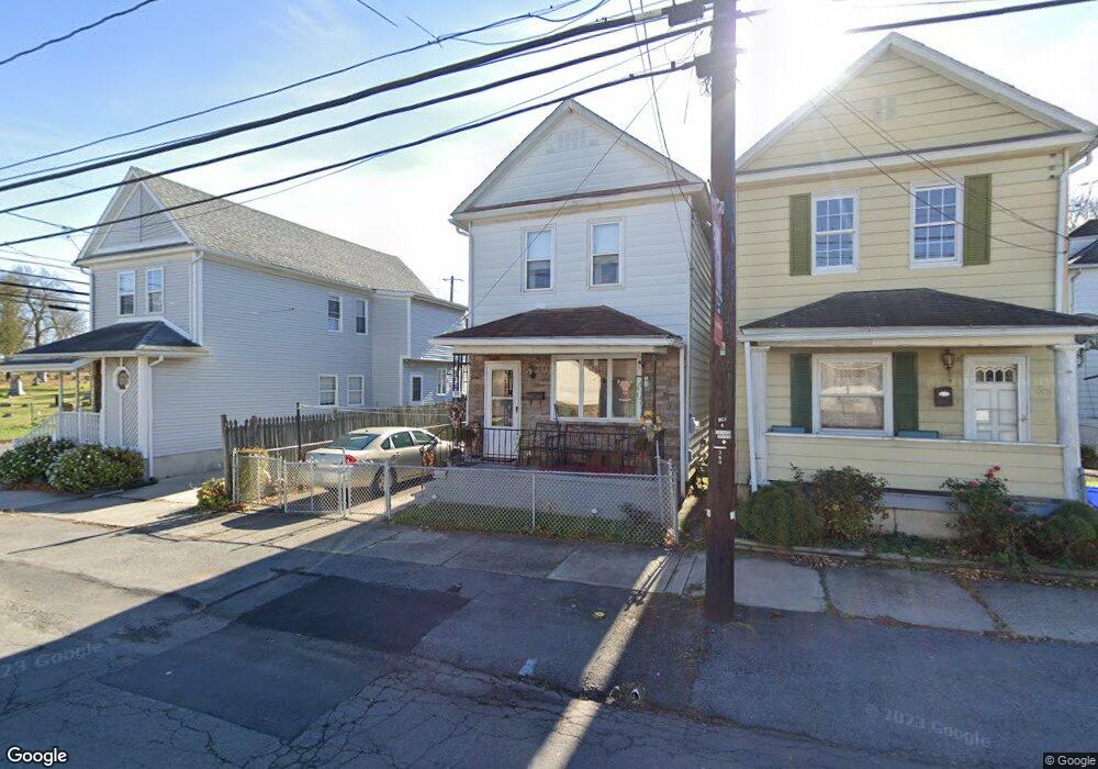 37 E Washington St, Nanticoke, PA 18634 - photo 1