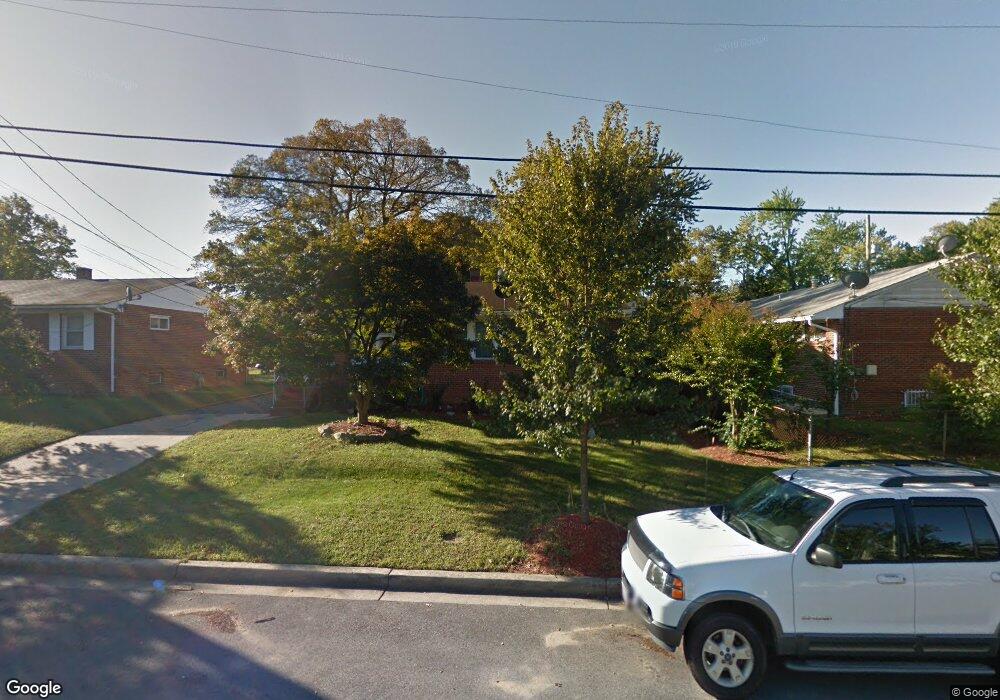 6305 Roanoke Ave, Riverdale, MD 20737 - photo 1