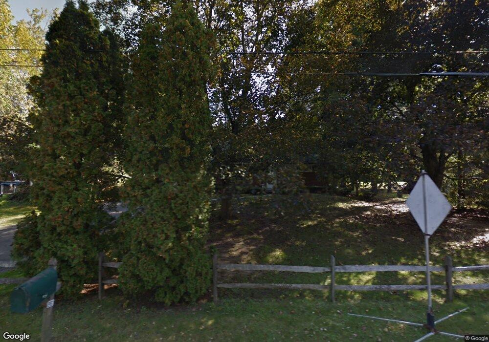 938 Mohegan Rd, Schenectady, NY 12309 - photo 1